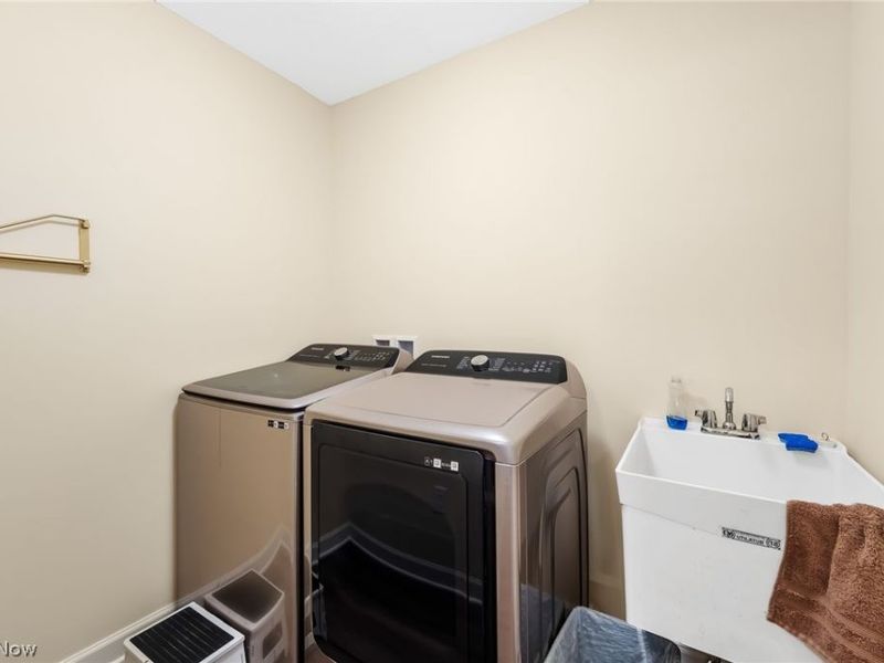 3367 Wicker Street NE, Canton, OH 44721 Photo 7