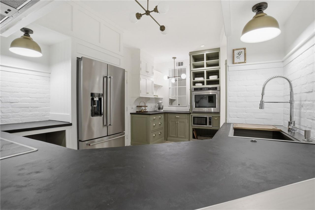 5425 Admiral Way, Unit 1, Oxford, FL 34484 Photo