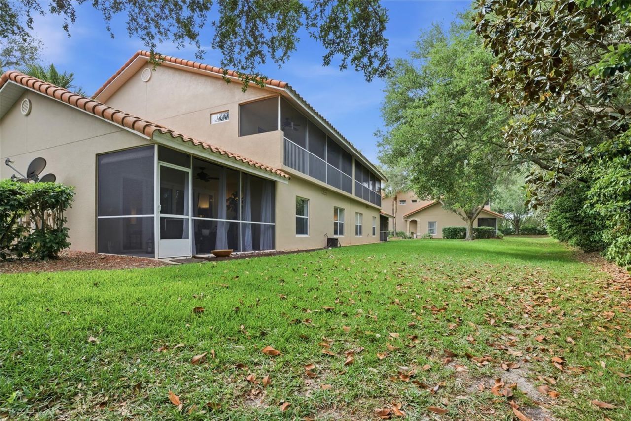 5425 Admiral Way, Unit 1, Oxford, FL 34484 Photo