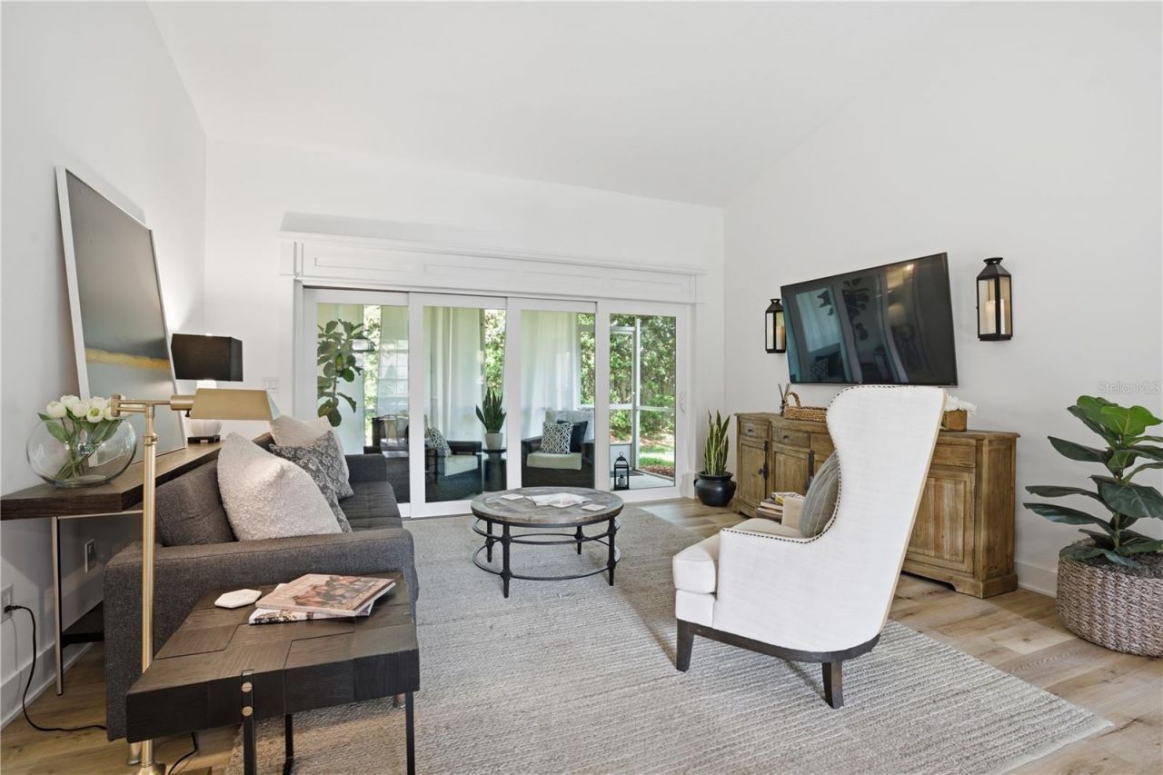 5425 Admiral Way, Unit 1, Oxford, FL 34484 Photo