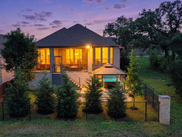 433 Teakmill TRL, San Marcos, TX 78666