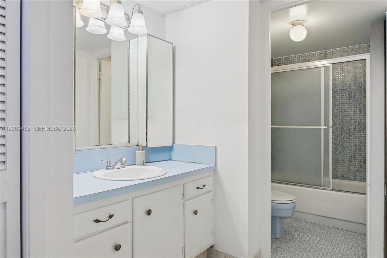18071 Biscayne Blvd, Unit 802, Aventura, FL 33160 Photo