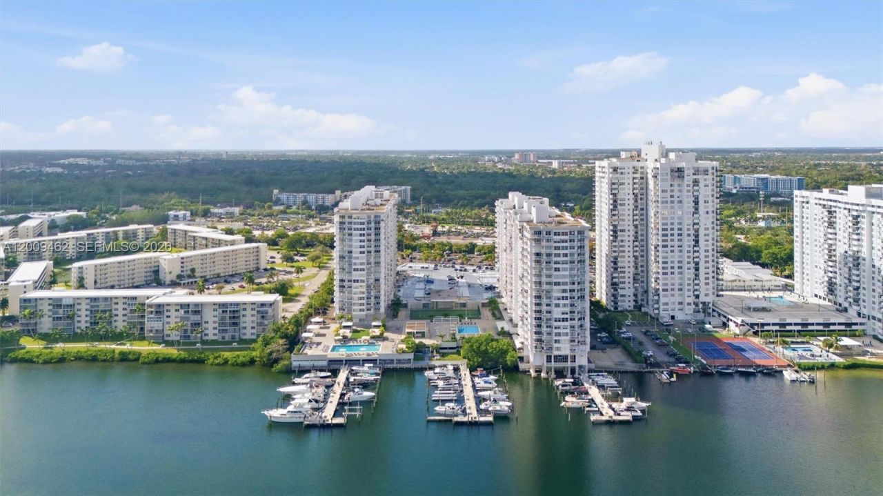 18071 Biscayne Blvd, Unit 802, Aventura, FL 33160 Photo