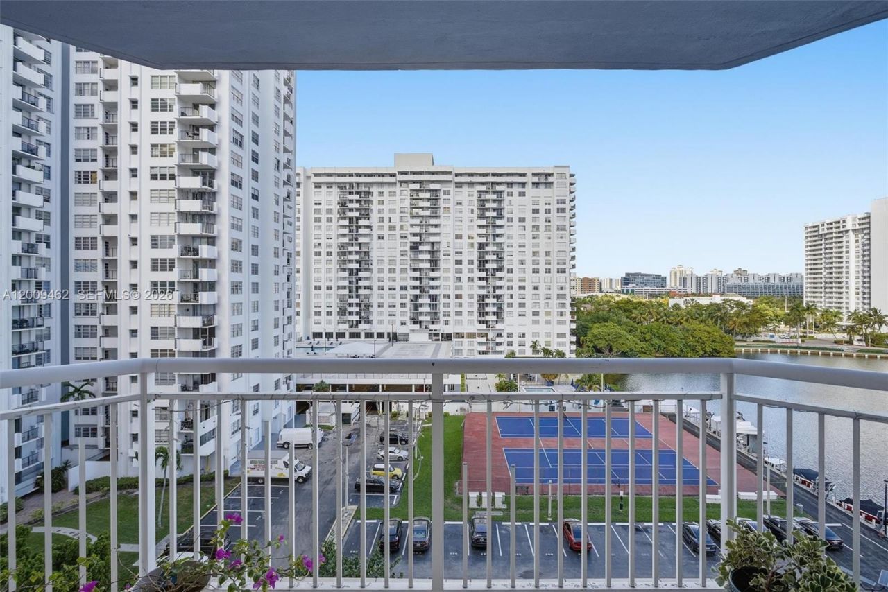 18071 Biscayne Blvd, Unit 802, Aventura, FL 33160 Photo