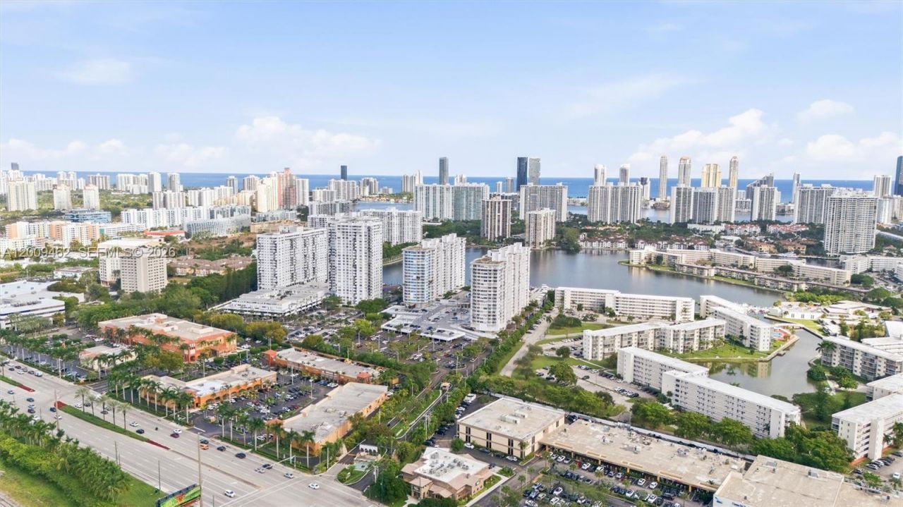 18071 Biscayne Blvd, Unit 802, Aventura, FL 33160 Photo