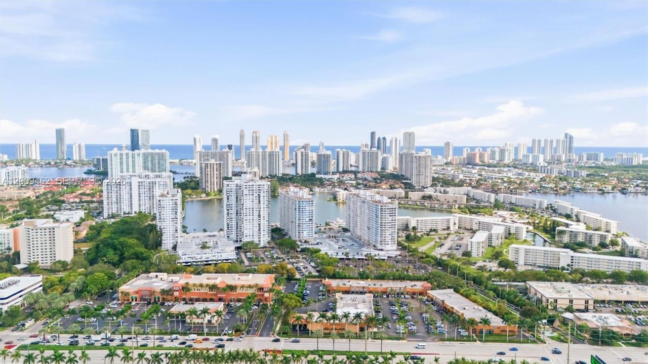 18071 Biscayne Blvd, Unit 802, Aventura, FL 33160 Photo