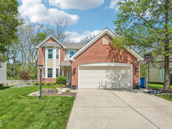 6305 Valleyview Drive , Fishers, IN 46038
