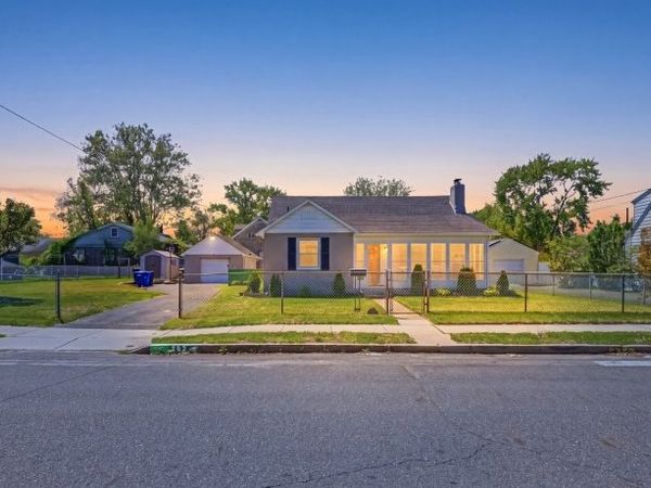 202 Arch St, Delran, NJ 08075