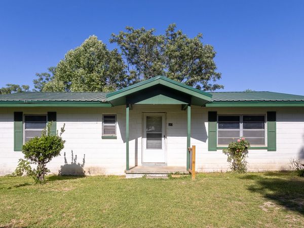 347 Peavy Street, Unadilla, GA 31091