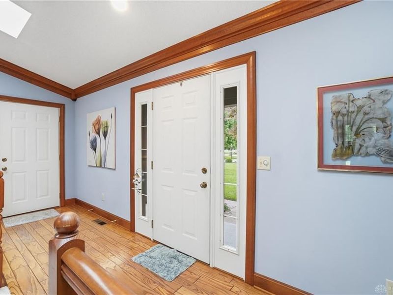 1897 Thornwood Court, Troy, OH 45373 Photo 3