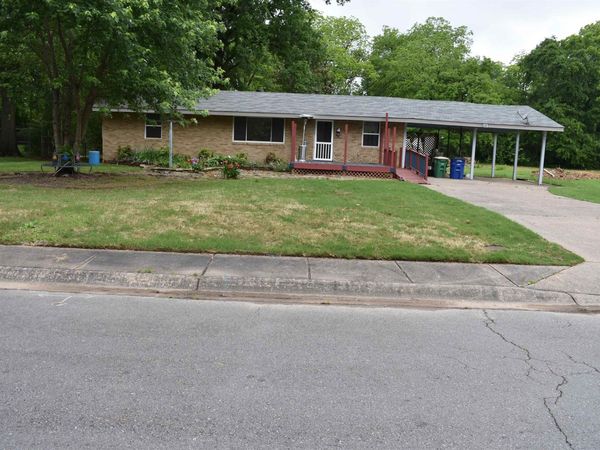 119 Davis Street, North Little Rock, AR 72117
