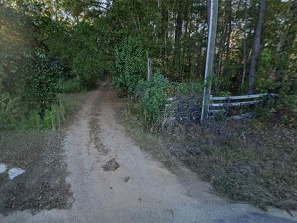 2111 Smokey , Newnan, GA 30263