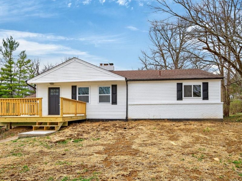 10055 Ronnie Road, Woodlawn, OH 45215 Photo 2