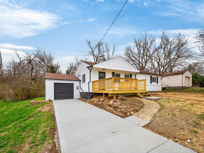 10055 Ronnie Road, Woodlawn, OH 45215 Photo 4