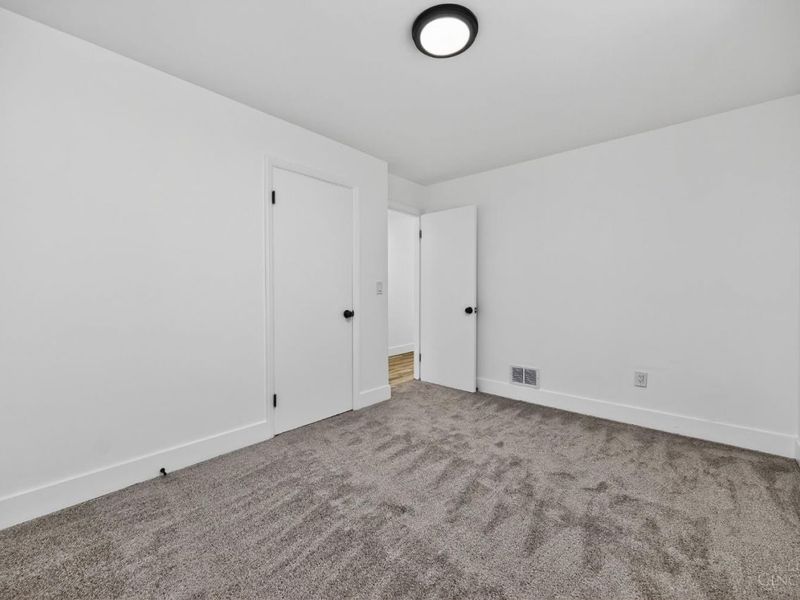 10055 Ronnie Road, Woodlawn, OH 45215 Photo 40