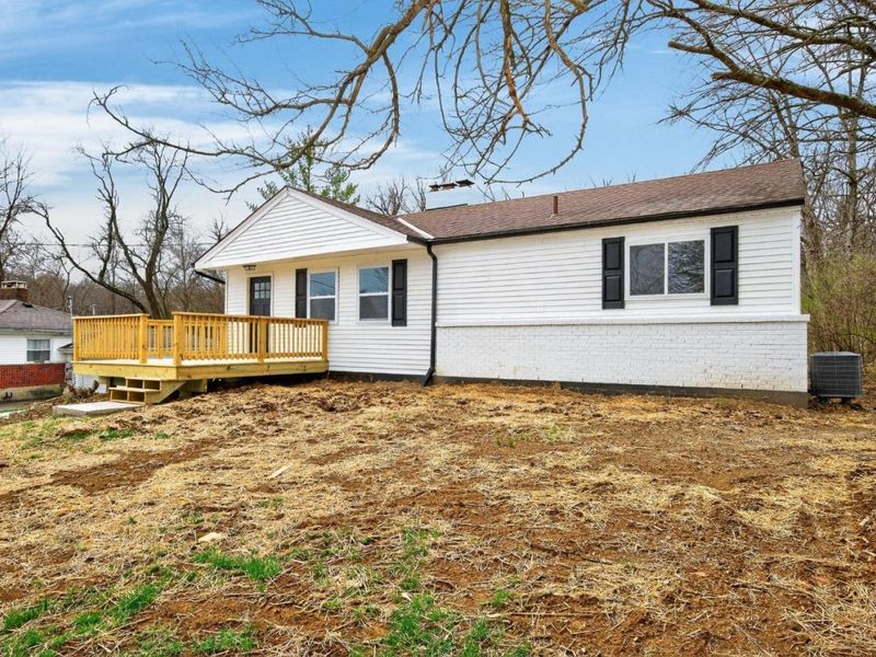 10055 Ronnie Road, Woodlawn, OH 45215 Photo 5