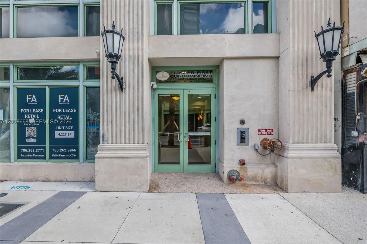 111 E Flagler St , Unit 708, Miami, FL 33131 Photo