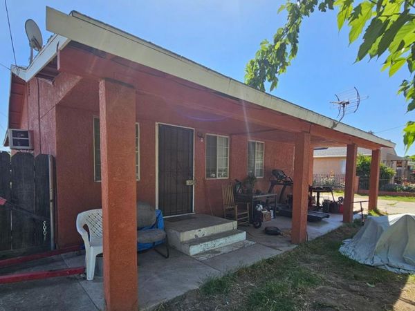 1158 Maple St, Turlock, CA 95380