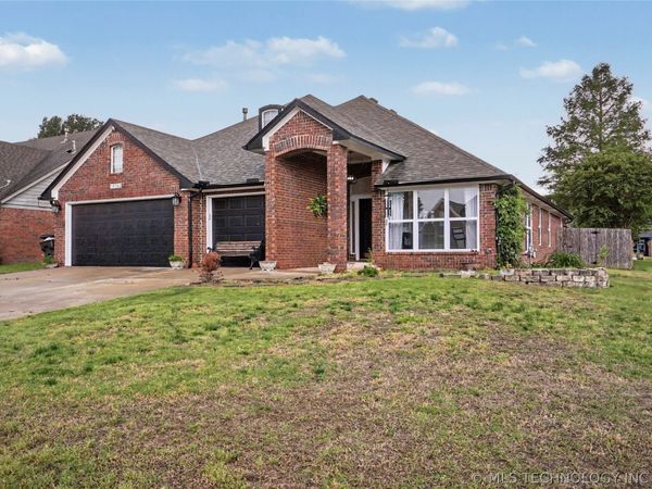 19702 E 44th Street S, Broken Arrow, OK 74014