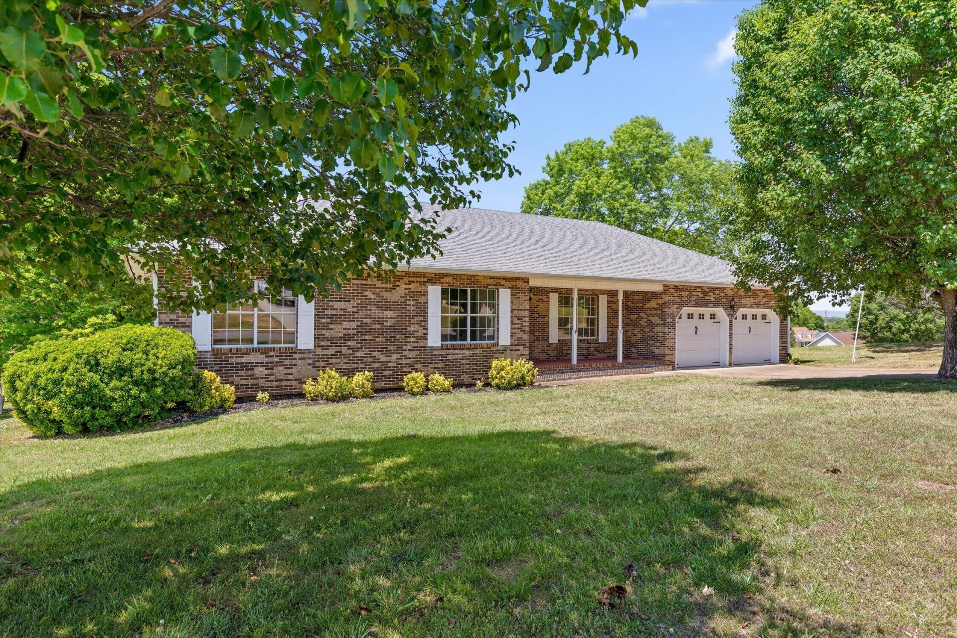 321 Morning Side Drive, Rossville, GA 30741 Main Photo