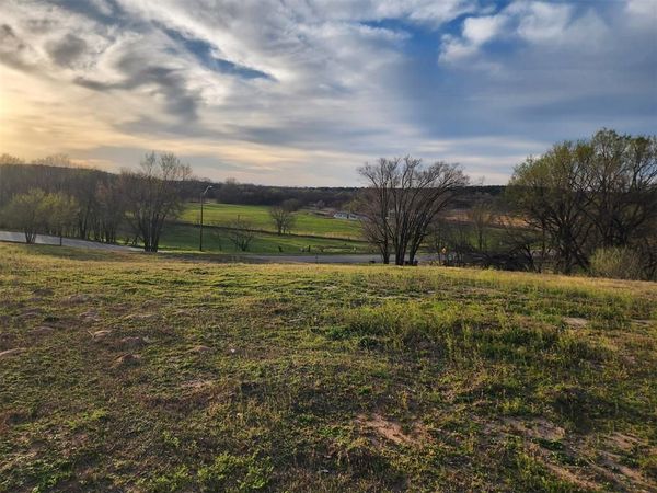 205 N Biddle Avenue, Ripley, OK 74062