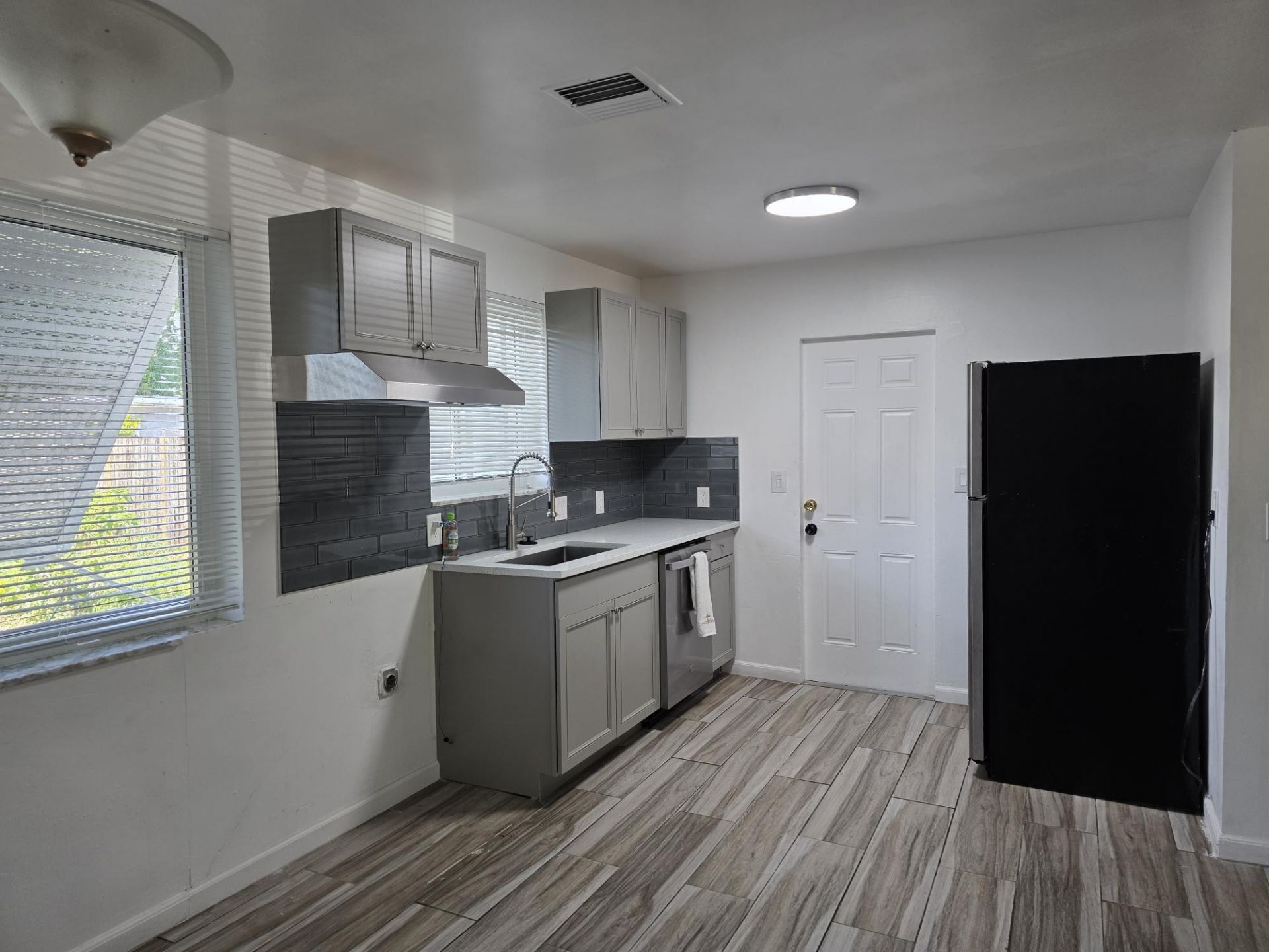 1011 S D Street, Lake Worth Beach, FL 33460 Photo