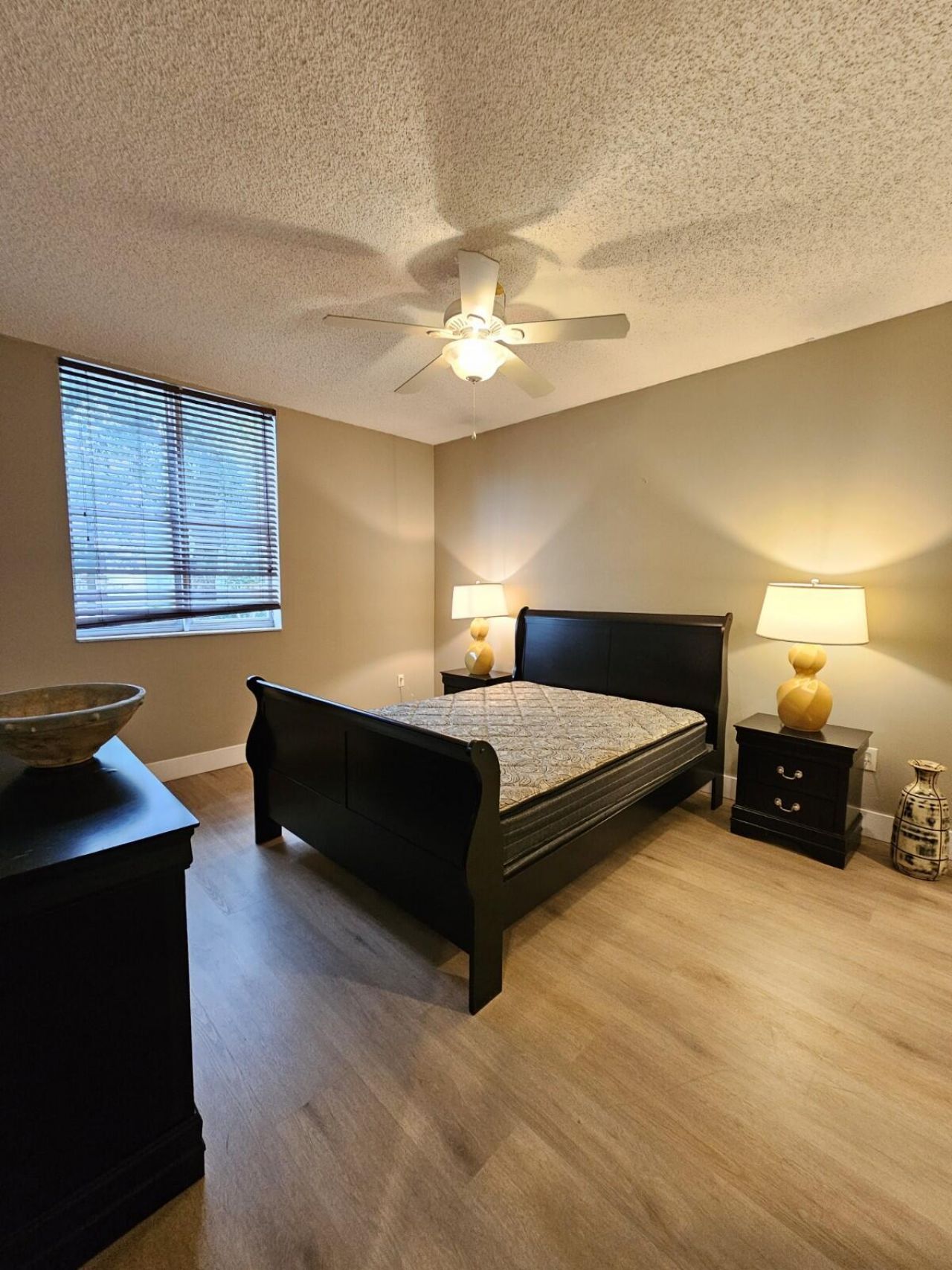 780 S Sapodilla Avenue, Unit 105, West Palm Beach, FL 33401 Photo