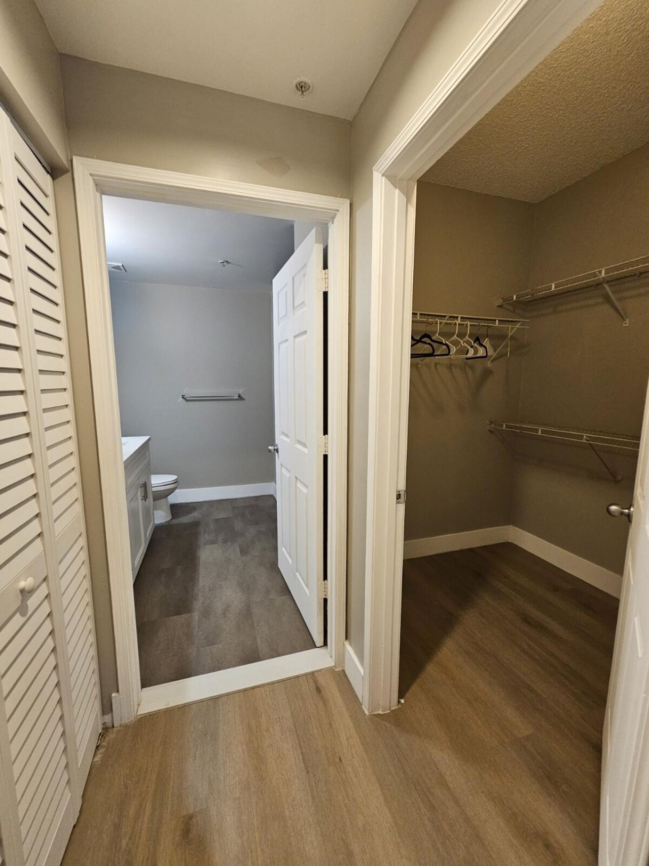 780 S Sapodilla Avenue, Unit 105, West Palm Beach, FL 33401 Photo
