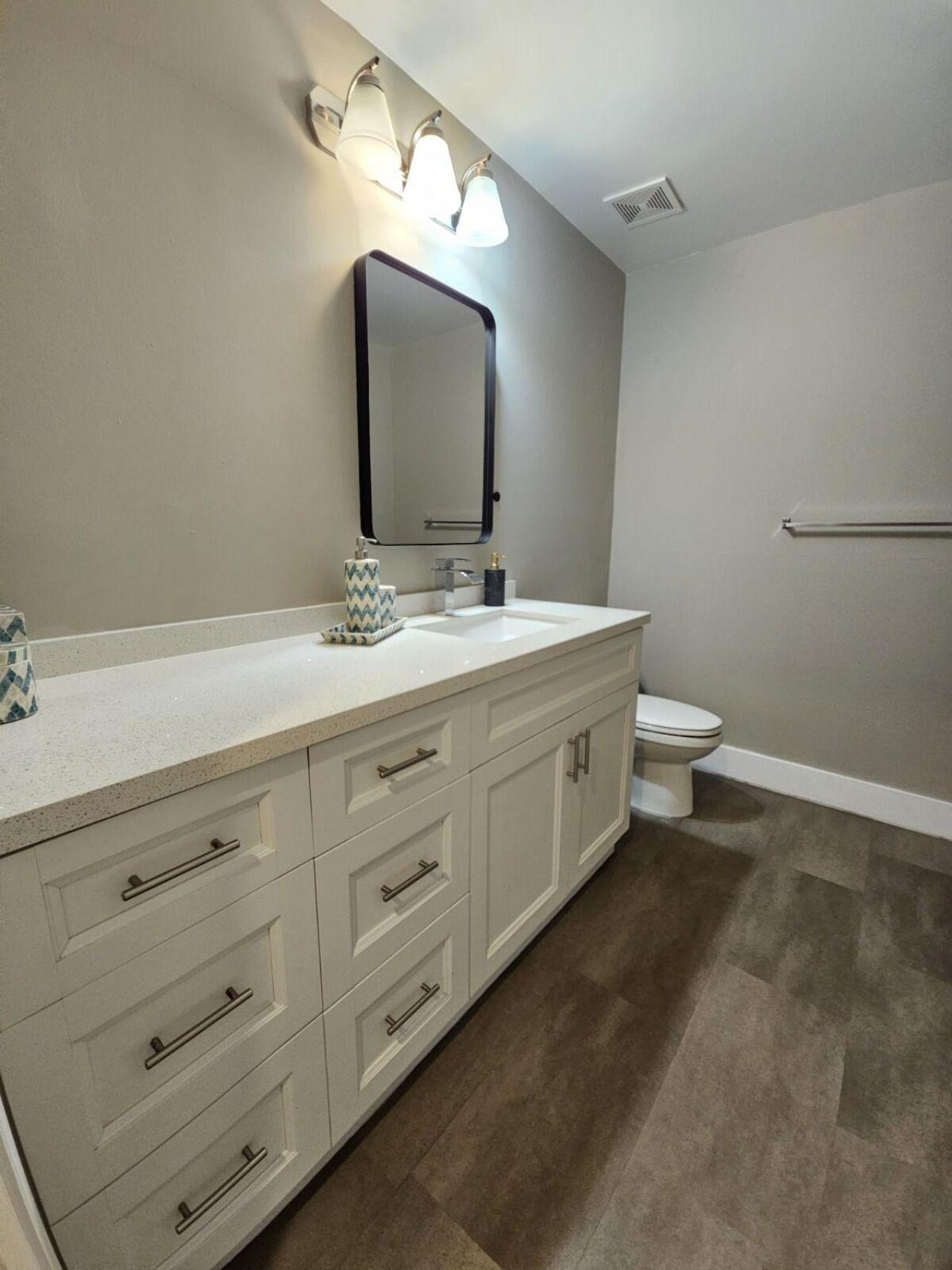 780 S Sapodilla Avenue, Unit 105, West Palm Beach, FL 33401 Photo