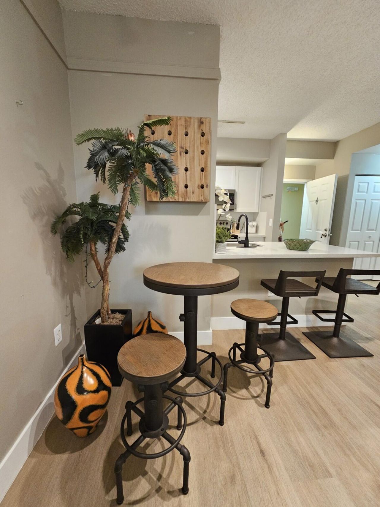 780 S Sapodilla Avenue, Unit 105, West Palm Beach, FL 33401 Photo