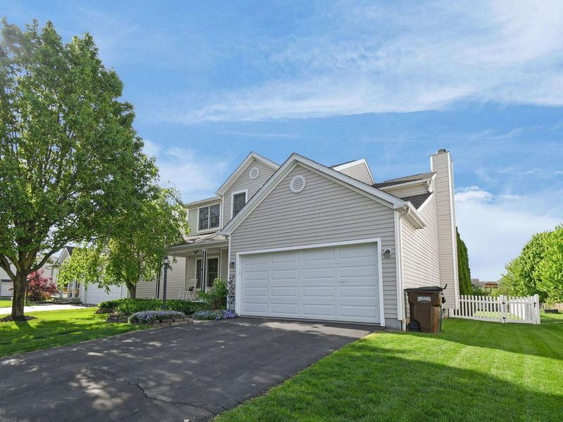8147 Willow Brook Crossing Drive, Blacklick, OH 43004 Photo 3
