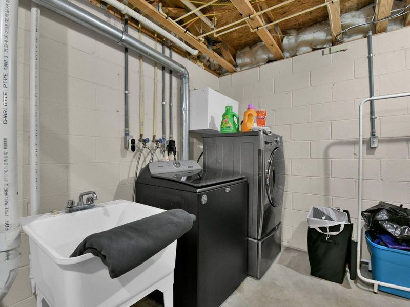 8147 Willow Brook Crossing Drive, Blacklick, OH 43004 Photo 33