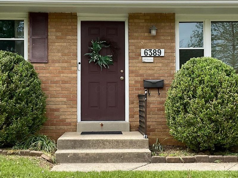 6389 Ambleside Drive, Columbus, OH 43229 Photo 4