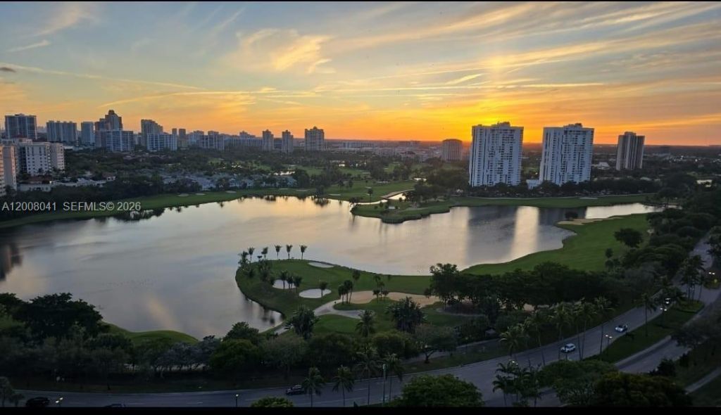 3731 N Country Club Dr, Unit PH-24, Aventura, FL 33180 Photo