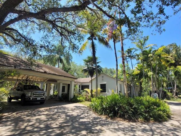 8339 SW 112th St , Miami, FL 33156