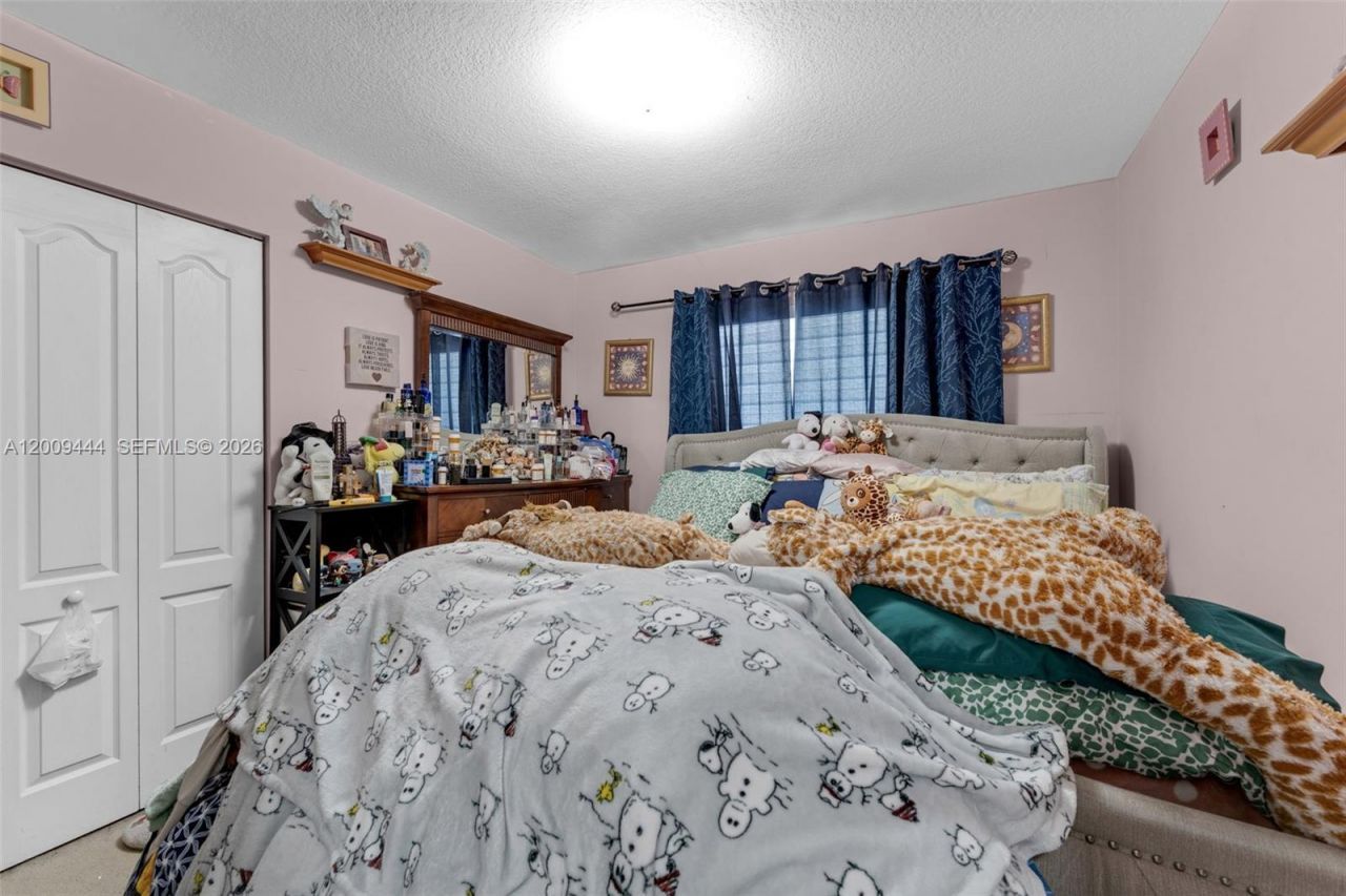 14240 SW 171st St , Miami, FL 33177 Photo