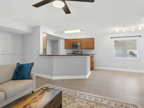 9999 Summerbreeze Dr , Unit 401, Sunrise, FL 33322