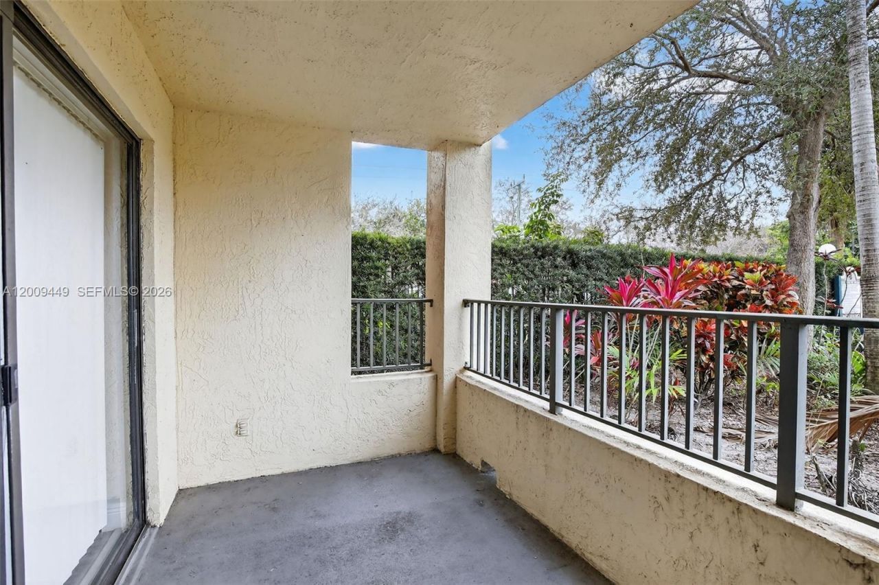 9999 Summerbreeze Dr, Unit 401, Sunrise, FL 33322 Photo