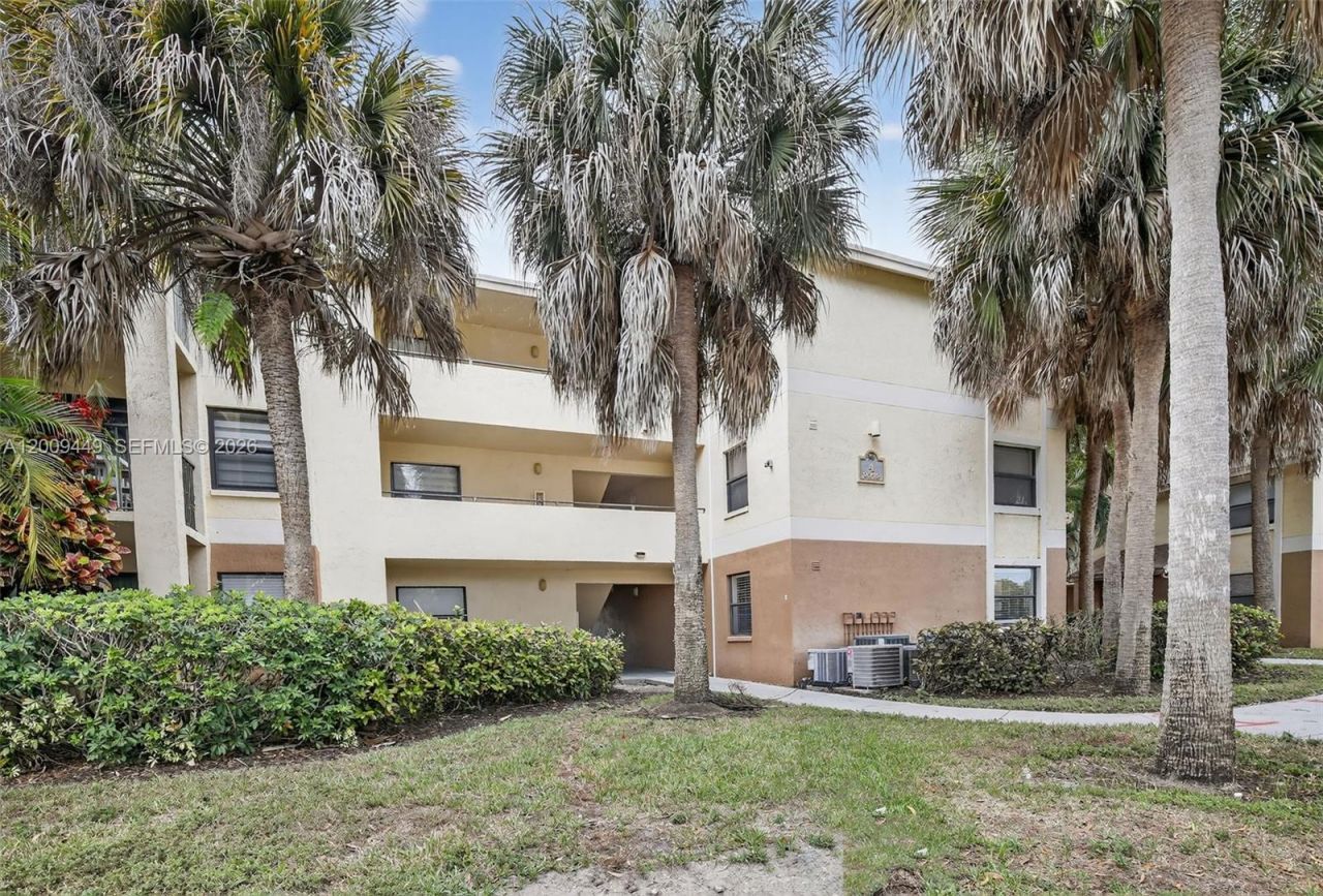9999 Summerbreeze Dr, Unit 401, Sunrise, FL 33322 Photo
