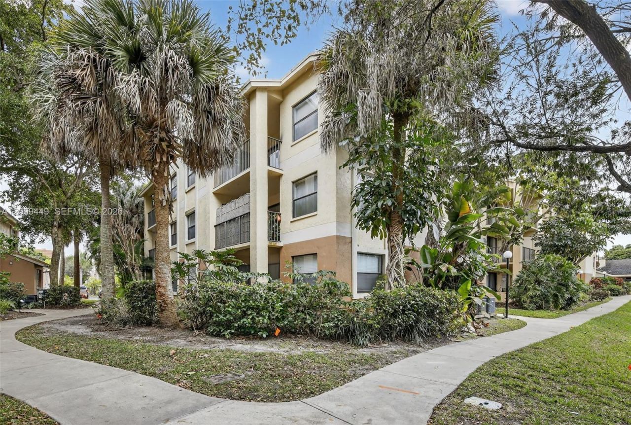 9999 Summerbreeze Dr, Unit 401, Sunrise, FL 33322 Photo