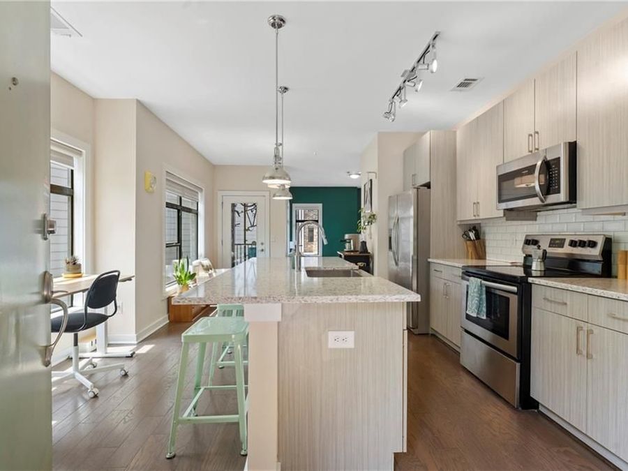 Property Image 6