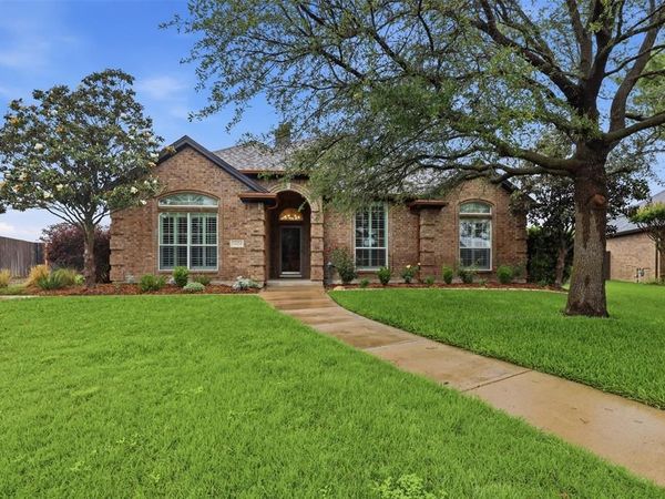 1404 Chaucer Drive , Cleburne, TX 76033