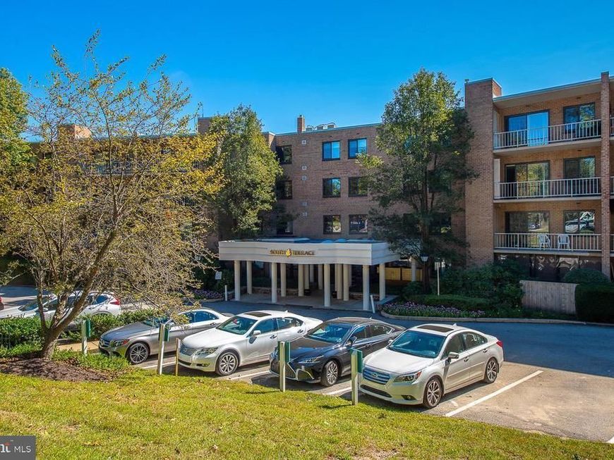 1637 Oakwood Drive, Unit S209, Narberth, PA 19072 Main Photo