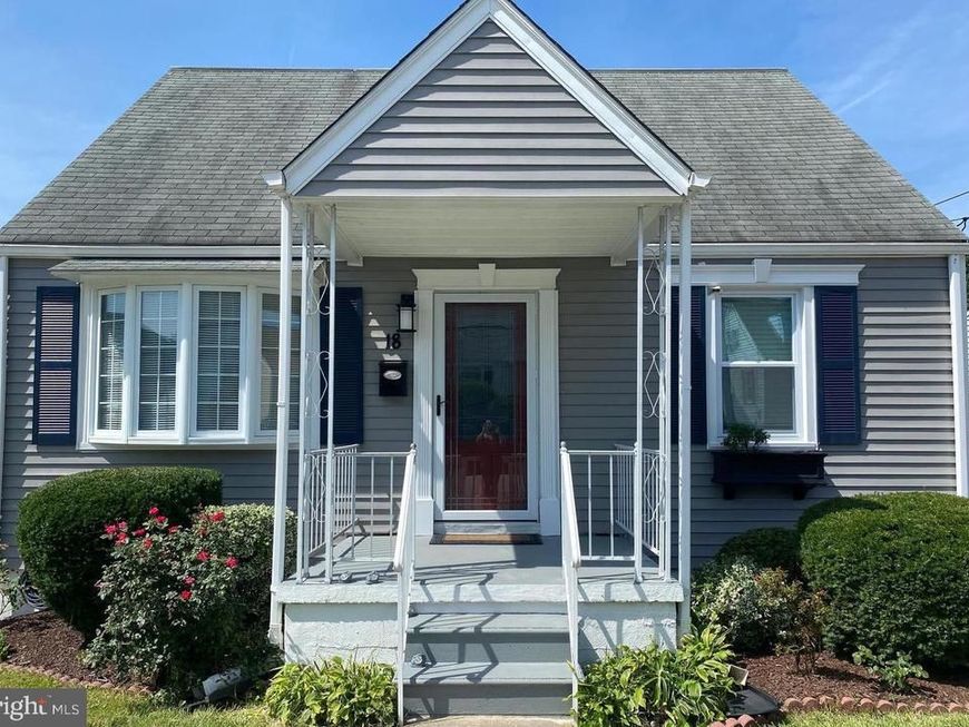 18 N Hawthorne Road, Middle River, MD 21220 Main Photo