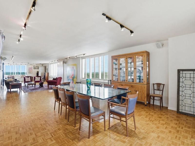 2324 Madison Road, Unit 1502, Cincinnati, OH 45208 Photo 10