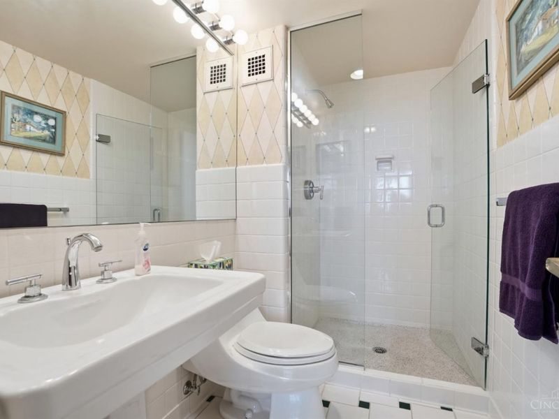 2324 Madison Road, Unit 1502, Cincinnati, OH 45208 Photo 21