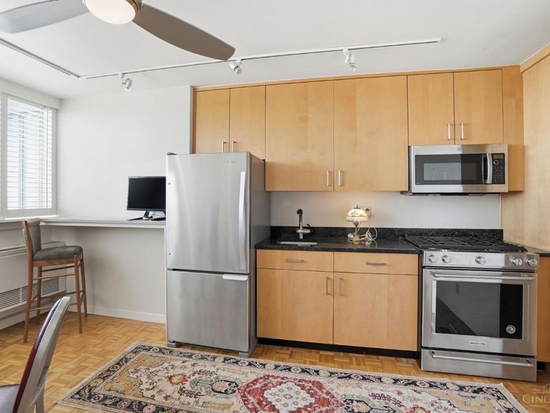 2324 Madison Road, Unit 1502, Cincinnati, OH 45208 Photo 32