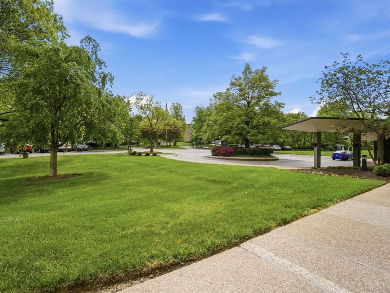 2324 Madison Road, Unit 1502, Cincinnati, OH 45208 Photo 41