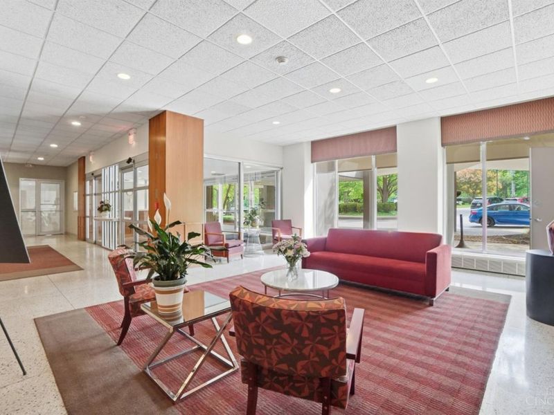 2324 Madison Road, Unit 1502, Cincinnati, OH 45208 Photo 5