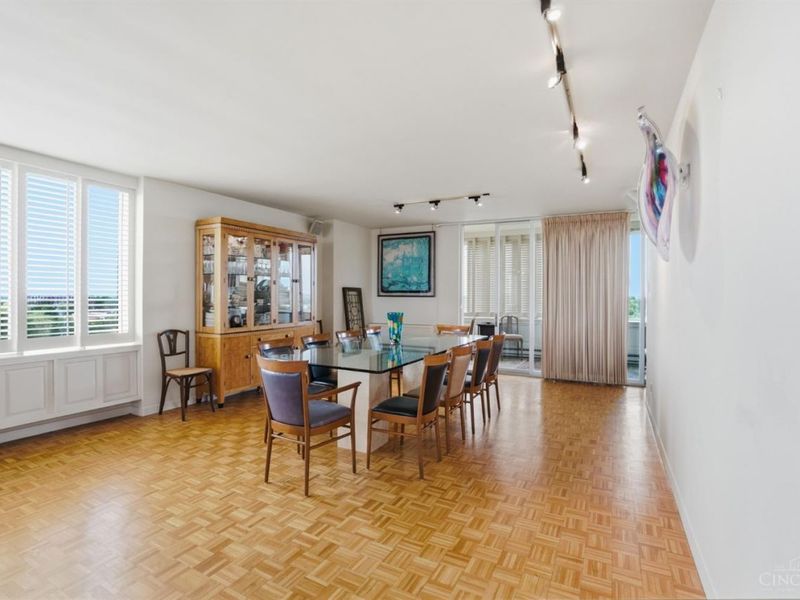 2324 Madison Road, Unit 1502, Cincinnati, OH 45208 Photo 9